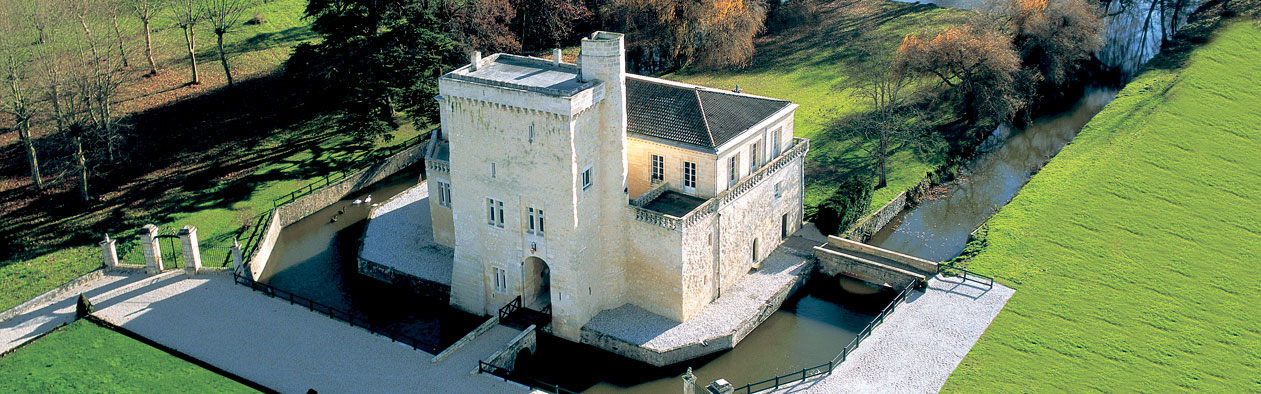 Chteau La Tour Carnet